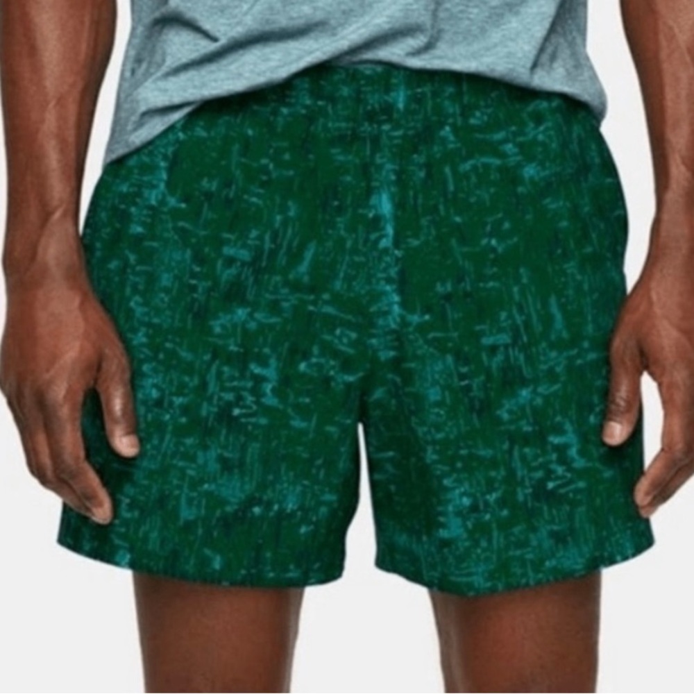 Outdoor Voices Rec Anytime Shorts Size Small Men’s Hunter Green Print